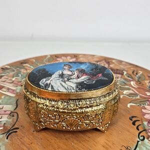 Sankyo Japan Music Box Plays "I did it my way Silk Styled By MELE Vintage FLAWED